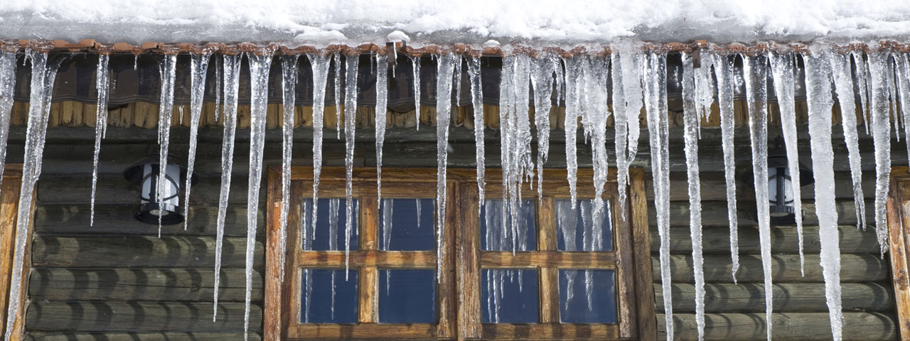spray foam prevents ice dams by providing proper insulation in Salt Lake City attic spaces